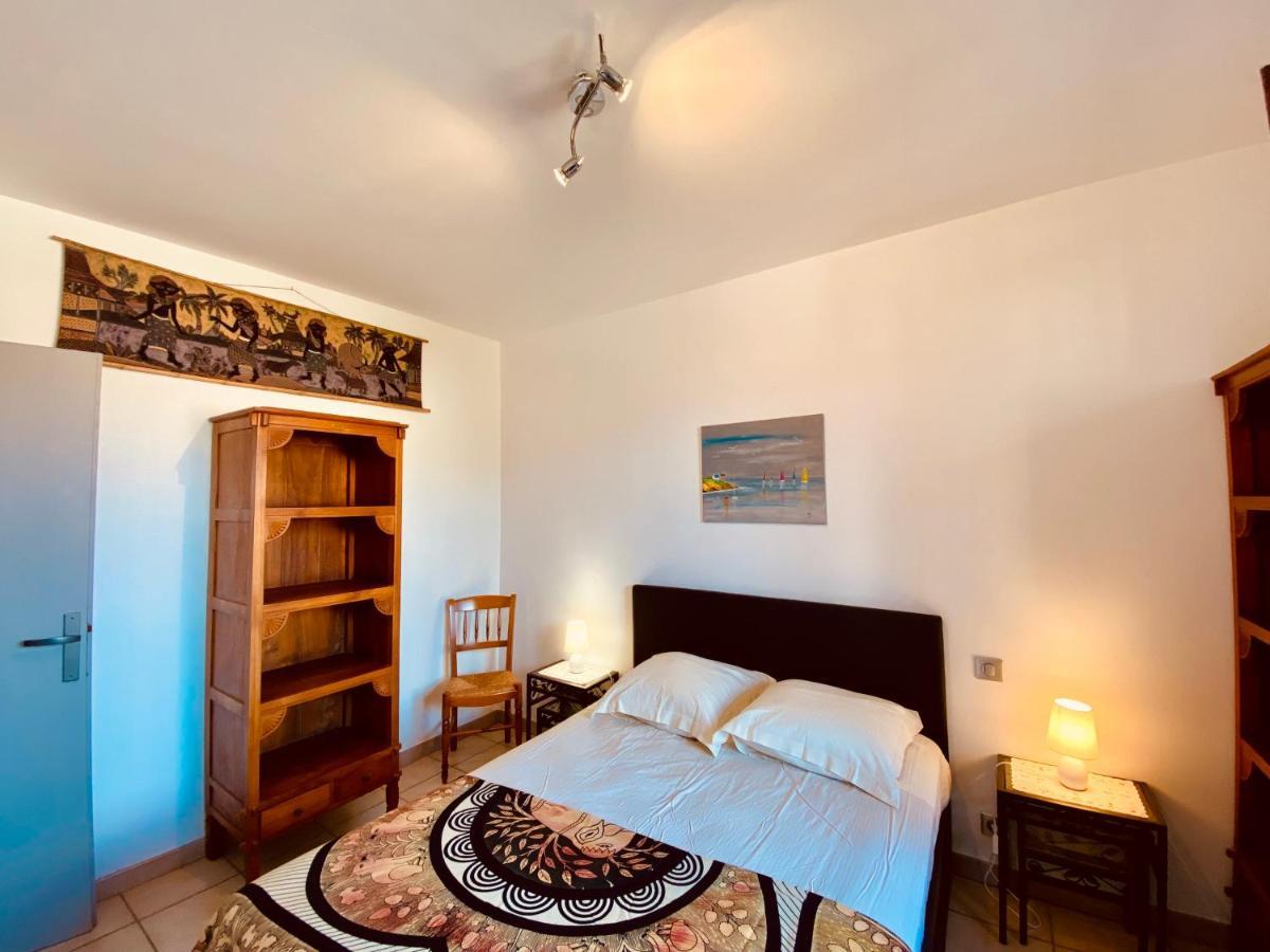 Joli Deux Pieces, Centre Ville Et Proche Plage بروبرِيانّو المظهر الخارجي الصورة