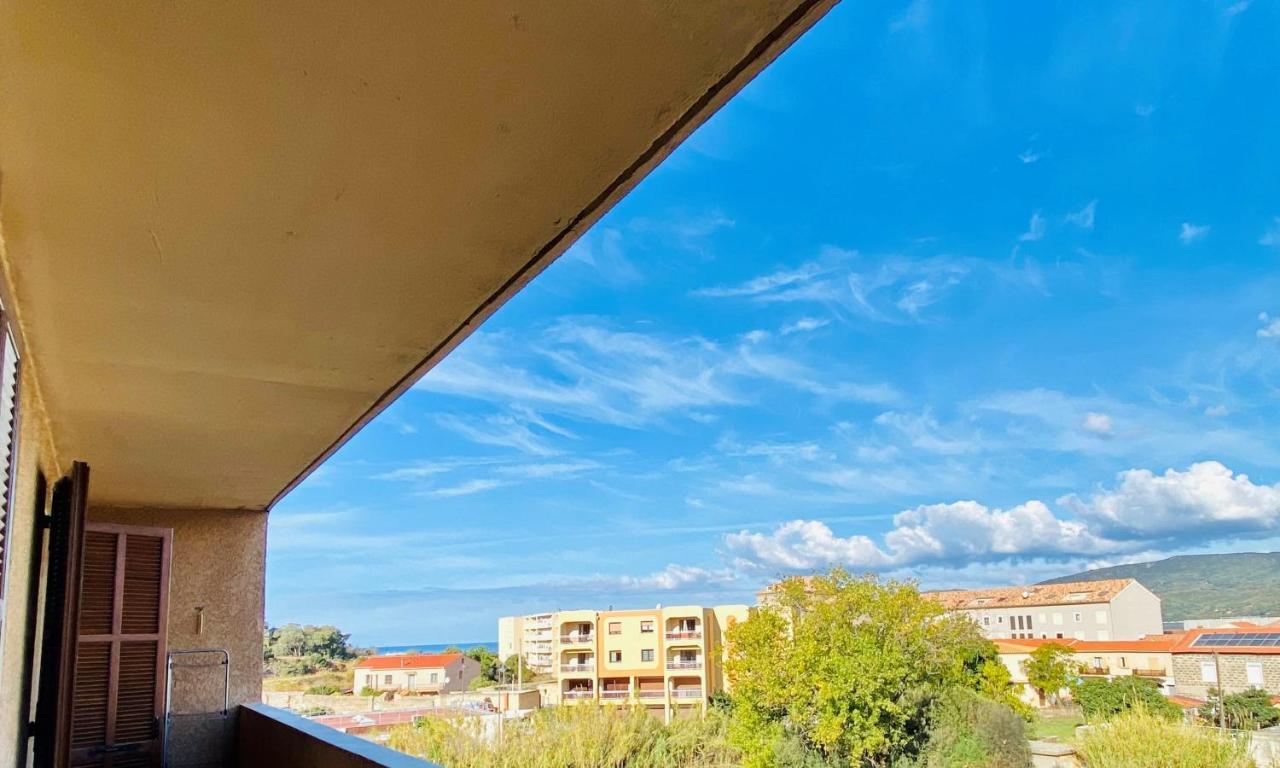 Joli Deux Pieces, Centre Ville Et Proche Plage بروبرِيانّو المظهر الخارجي الصورة